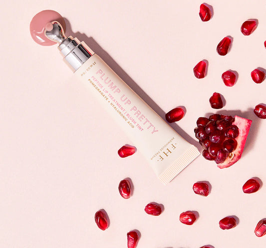 PLUMP UP PRETTY™
PEPTIDE LIP TREATMENT